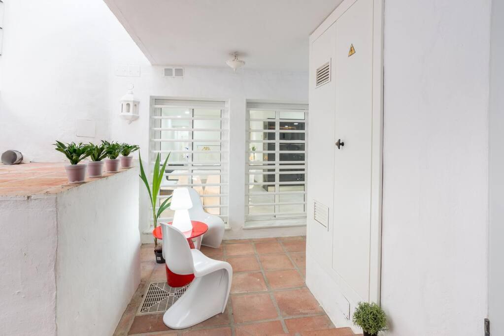Incredible Luxury Location In Puerto Banus Beach For Families Marbella Ngoại thất bức ảnh