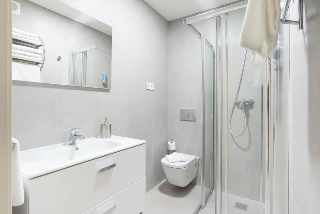 Incredible Luxury Location In Puerto Banus Beach For Families Marbella Ngoại thất bức ảnh