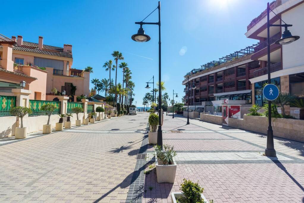 Incredible Luxury Location In Puerto Banus Beach For Families Marbella Ngoại thất bức ảnh